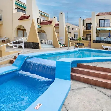 Mareverde Ocean View Flat 아파트 아데제