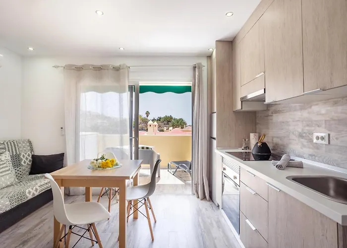 Апартаменты Mareverde Ocean View Flat